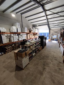 Interieur entrepot magasin beculture growshop